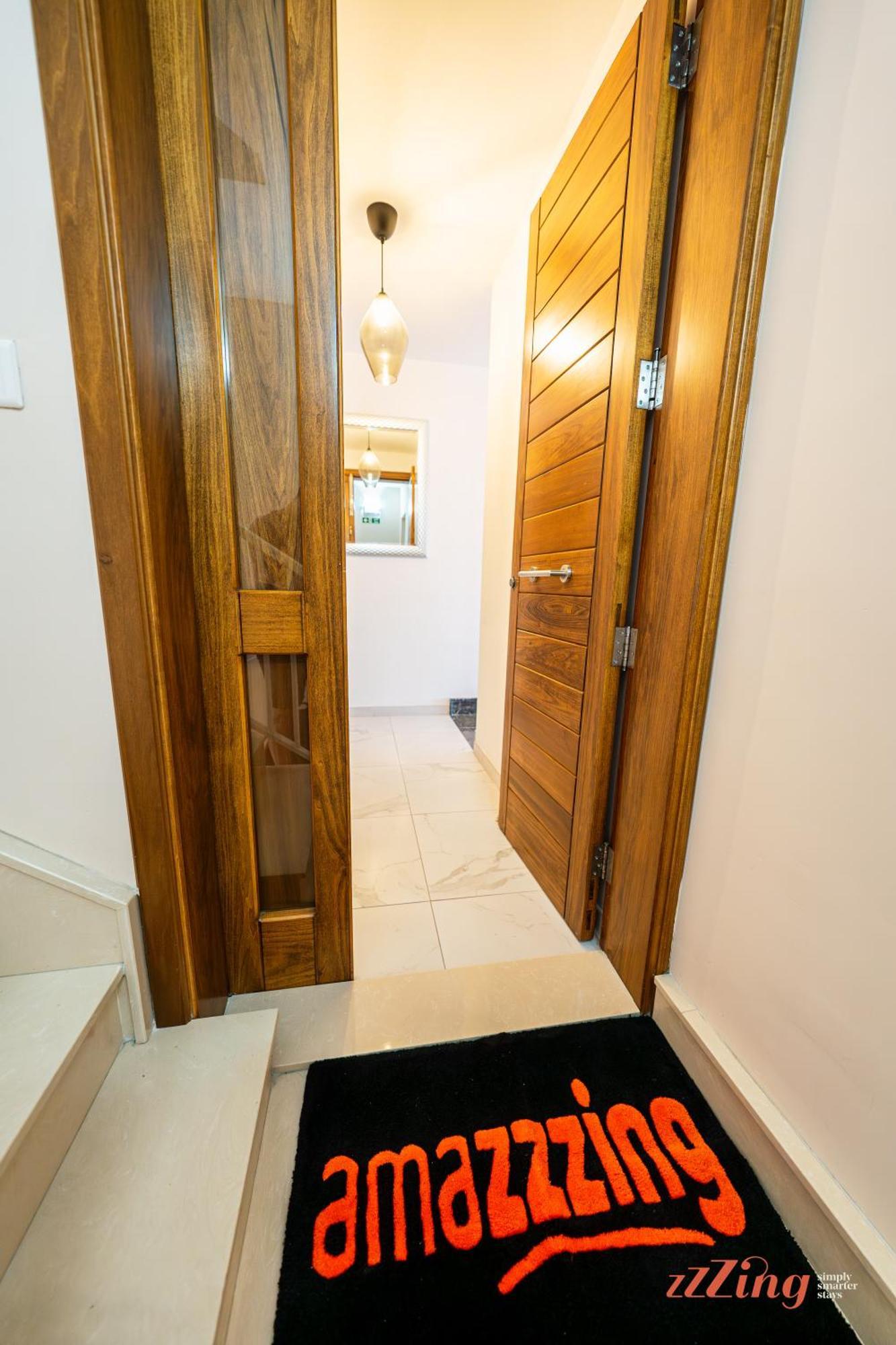 The With A Path To The Sea Apartment *